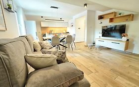 Apartments Lipa Plac